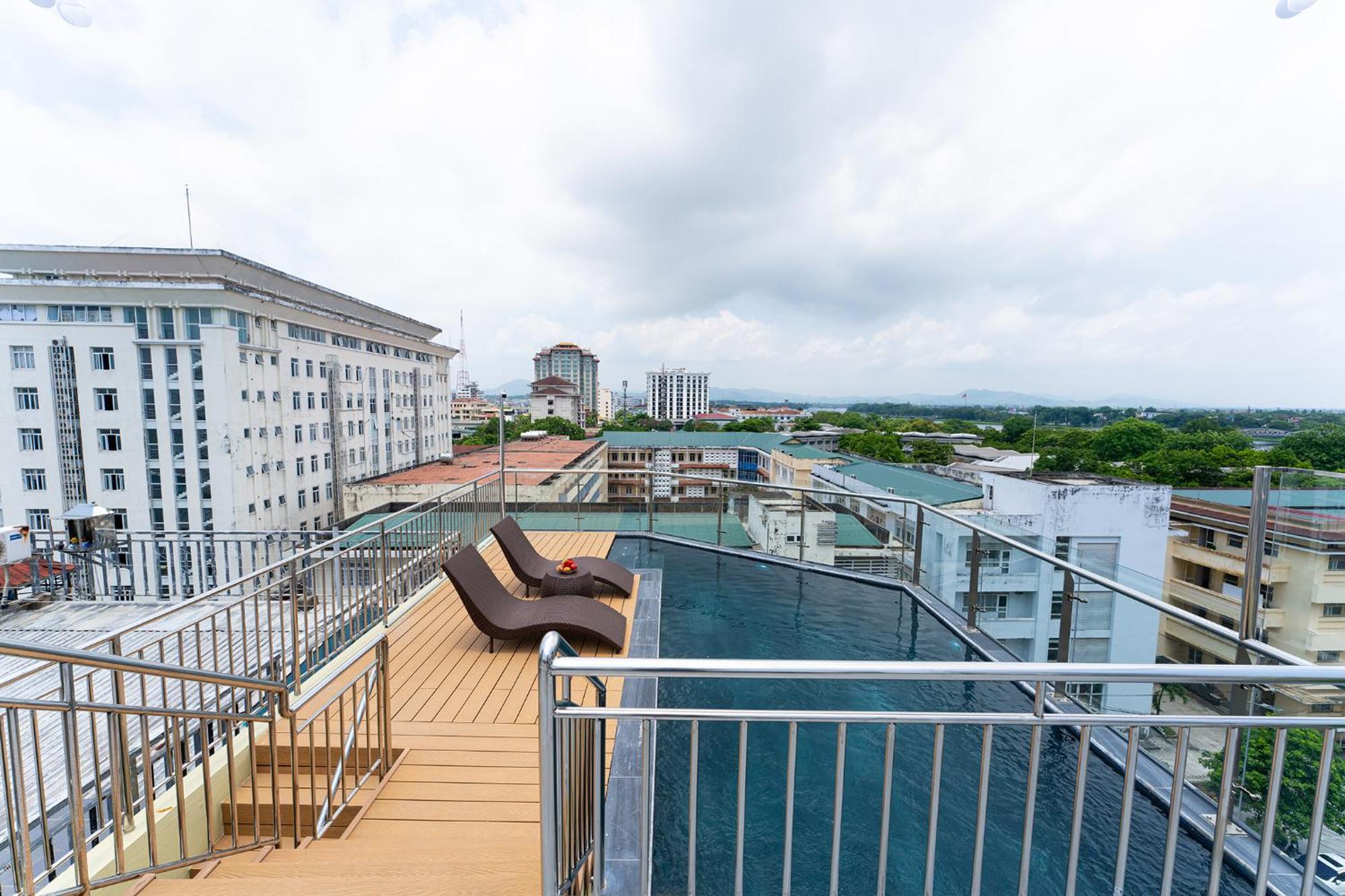 Dragon Hue Hotel Εξωτερικό φωτογραφία