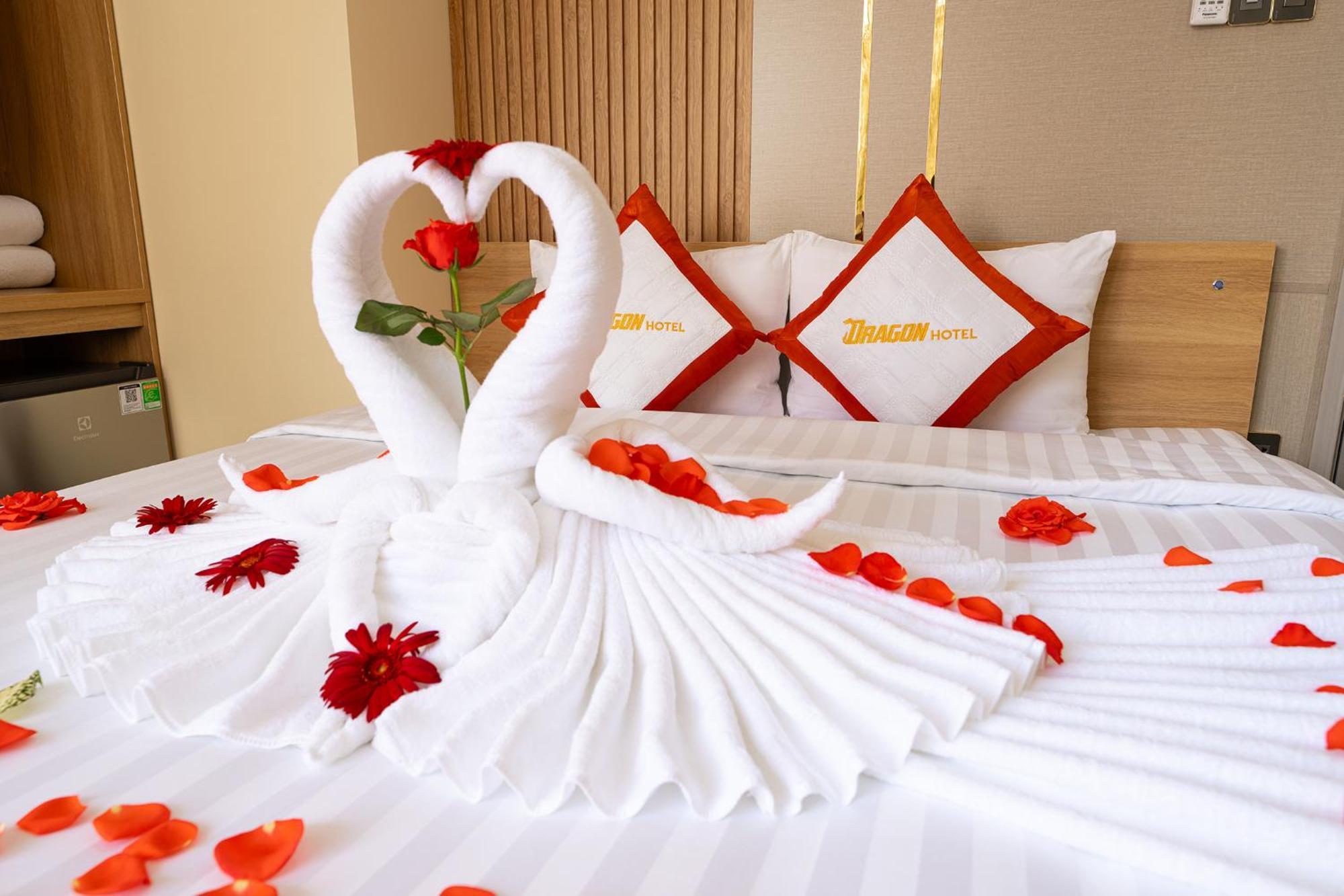 Dragon Hue Hotel Εξωτερικό φωτογραφία