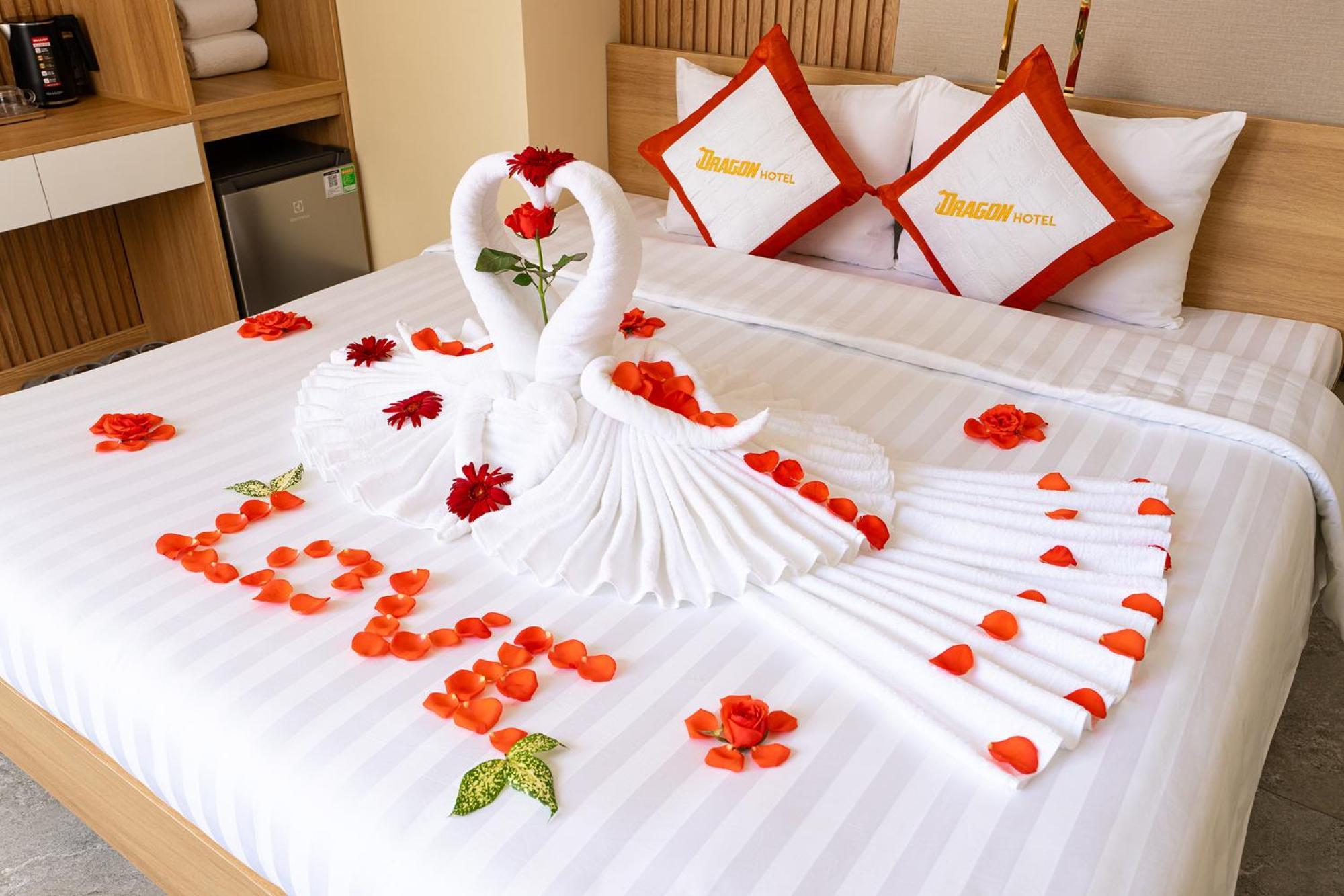 Dragon Hue Hotel Εξωτερικό φωτογραφία
